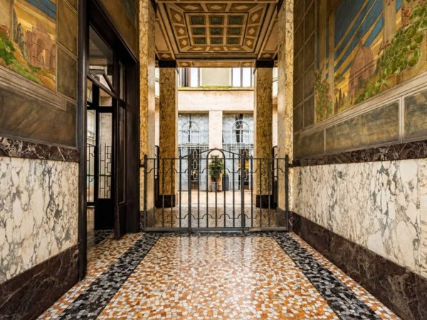 appartamento in vendita a Milano in zona Isola