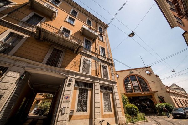 appartamento in vendita a Milano in zona Bocconi