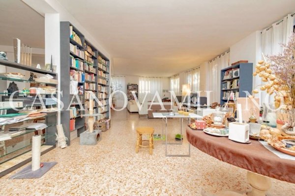 appartamento in vendita a Milano in zona Gorla