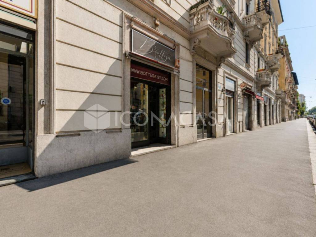 negozio in vendita a Milano in zona Città Studi