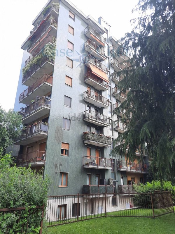 appartamento in vendita a Milano in zona San Siro