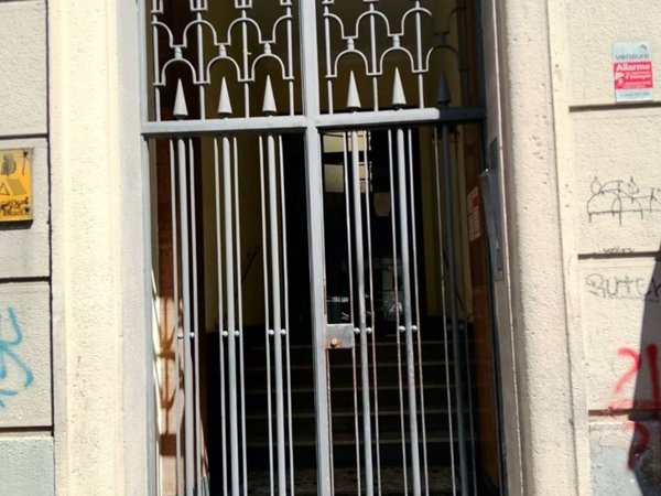 negozio in vendita a Milano in zona Bocconi