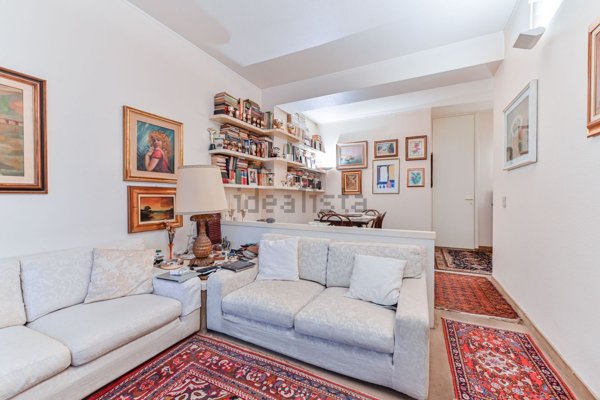 appartamento in vendita a Milano in zona Maggiolina