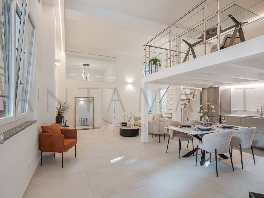 appartamento in vendita a Milano in zona Il Portello
