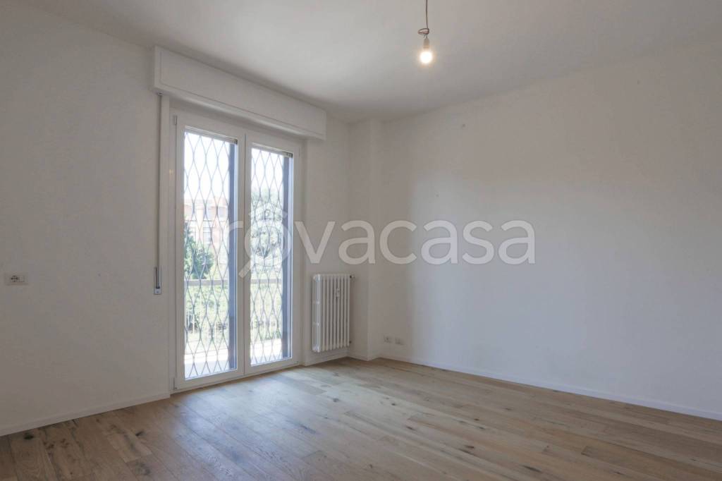 appartamento in vendita a Milano in zona Corvetto