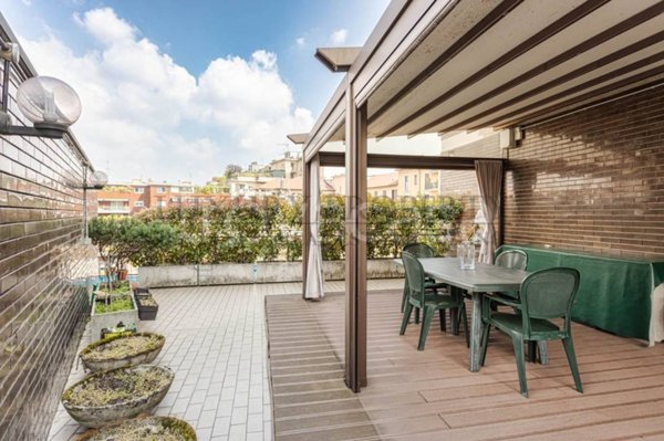 appartamento in vendita a Milano in zona Solari