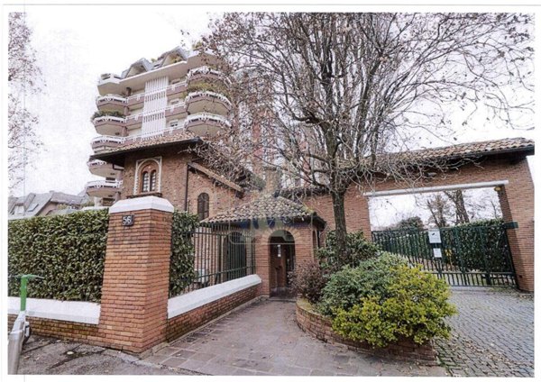 appartamento in vendita a Milano in zona San Siro