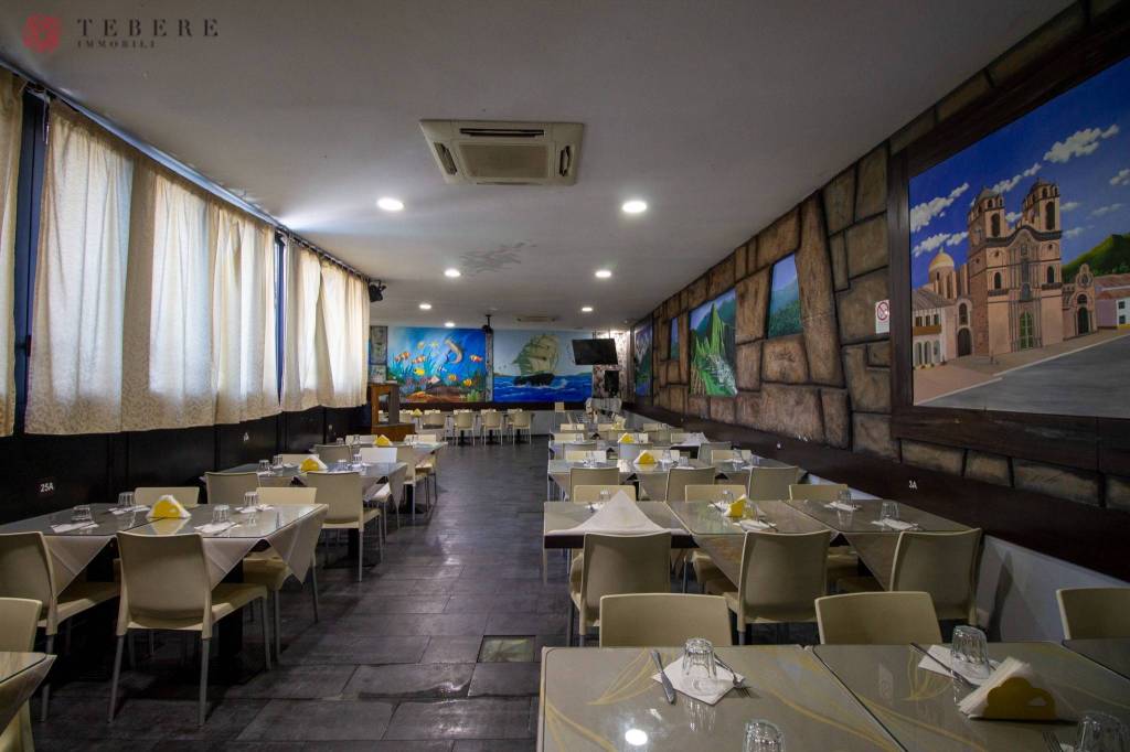 negozio in vendita a Milano in zona Dergano