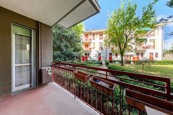 appartamento in vendita a Milano in zona Ronchetto sul Naviglio