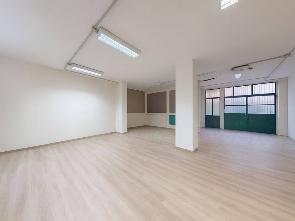 appartamento in vendita a Milano in zona Stadera