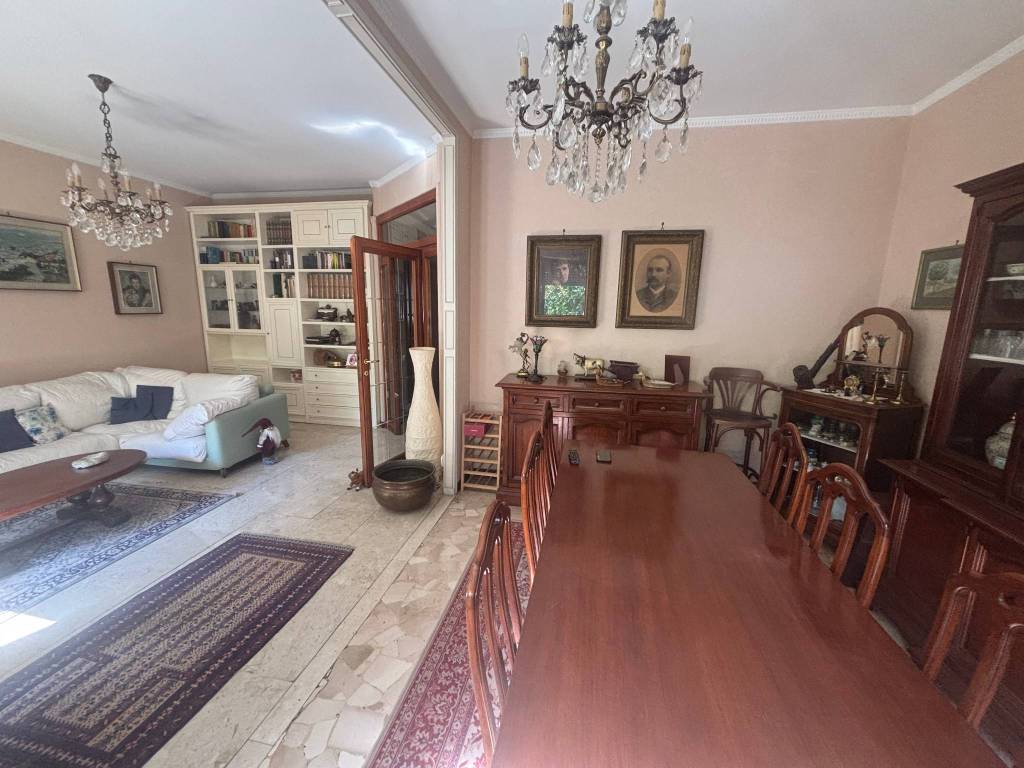 appartamento in vendita a Milano in zona Isola