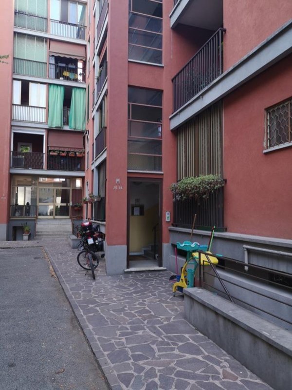 appartamento in vendita a Milano in zona Forze Armate
