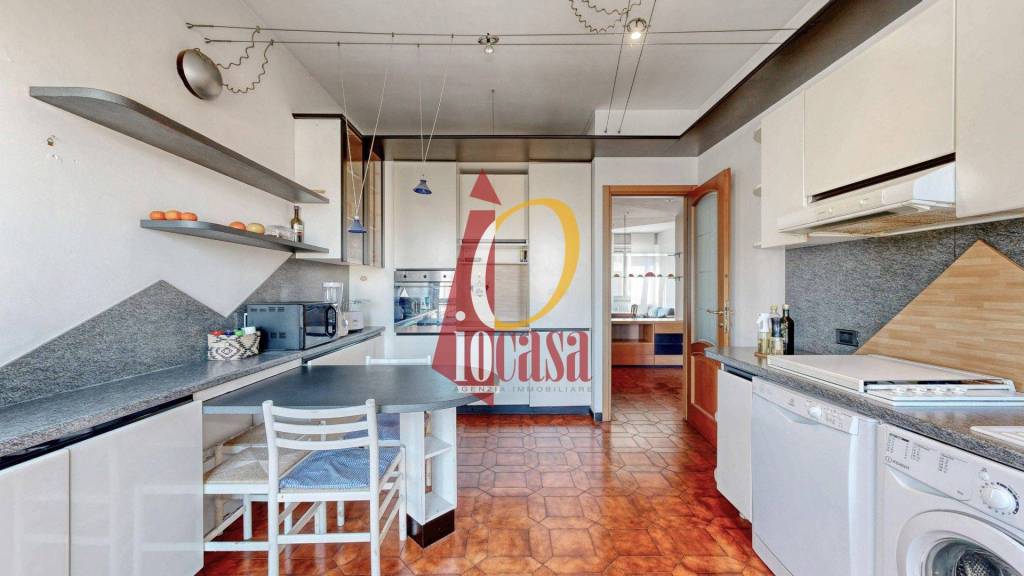 appartamento in vendita a Milano in zona Rogoredo