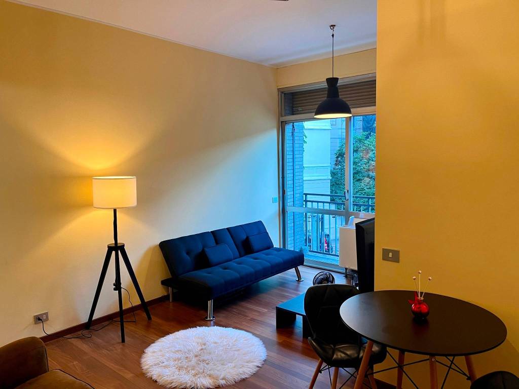 appartamento in vendita a Milano in zona Isola