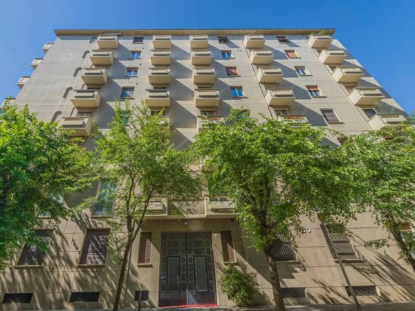 appartamento in vendita a Milano in zona Centro Direzionale