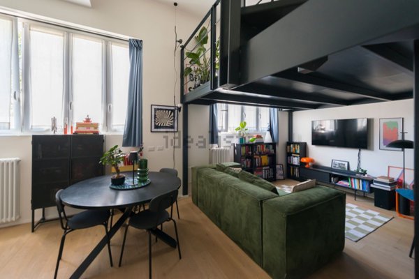 appartamento in vendita a Milano in zona Gorla