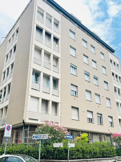 appartamento in vendita a Milano in zona Sant'Ambrogio