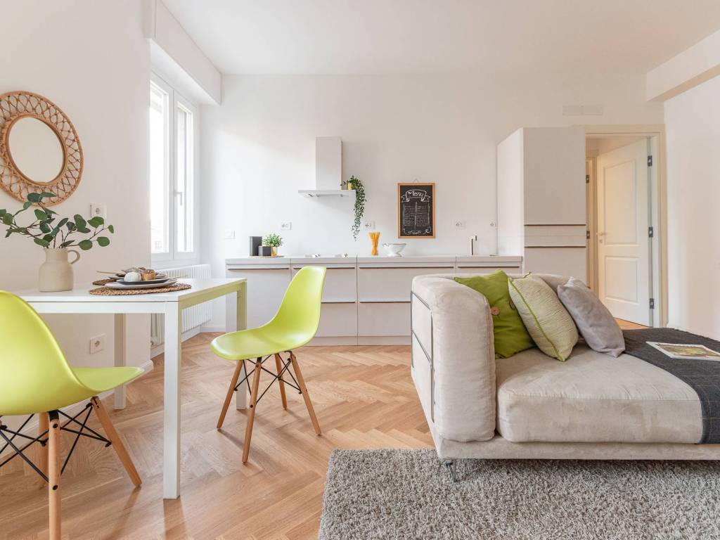 appartamento in vendita a Milano in zona Città Studi