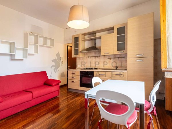 appartamento in vendita a Milano in zona Porta Magenta