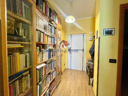 appartamento in vendita a Milano in zona Gallaratese