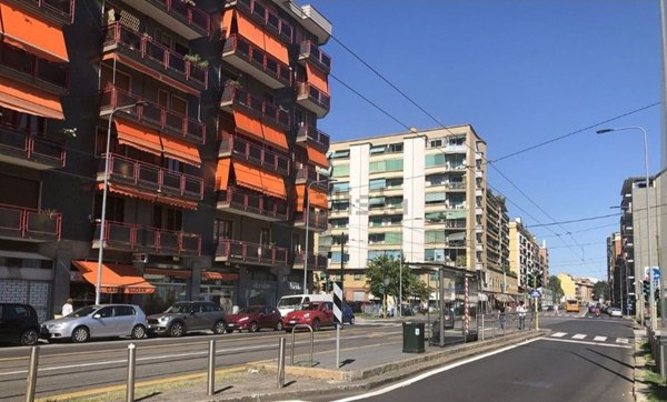 appartamento in vendita a Milano in zona Rembrandt