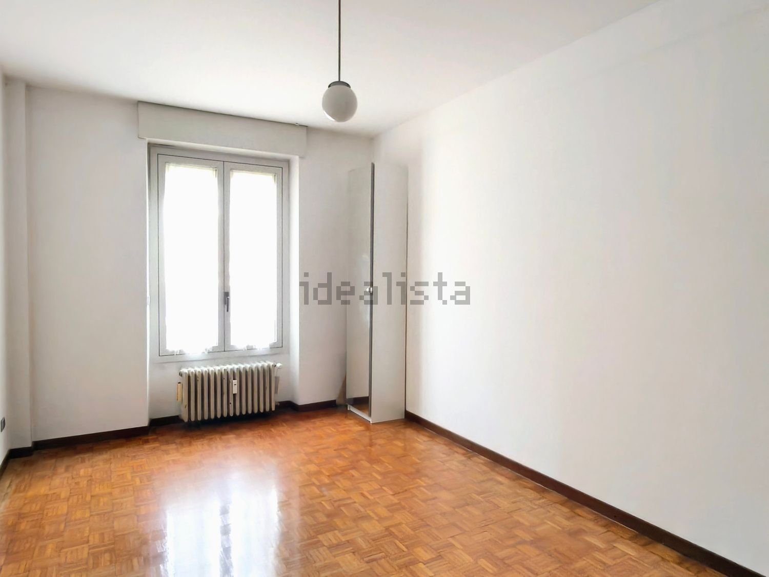 appartamento in vendita a Milano in zona Famagosta