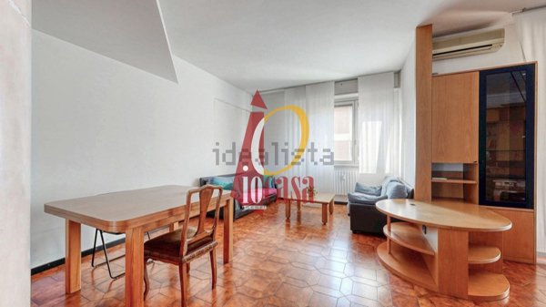 appartamento in vendita a Milano in zona Rogoredo