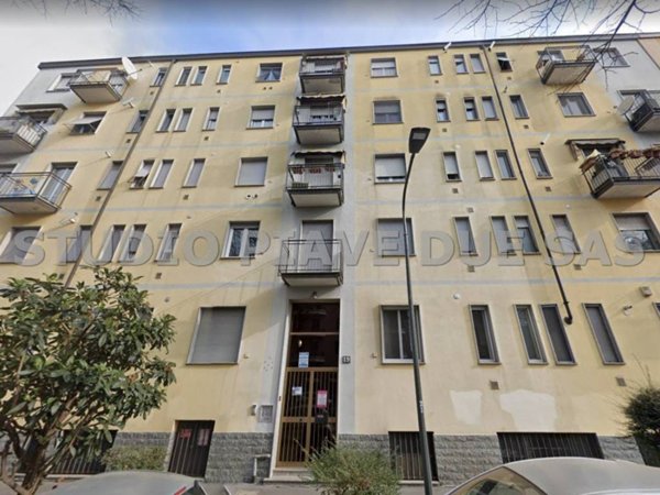 appartamento in vendita a Milano in zona Vigentino