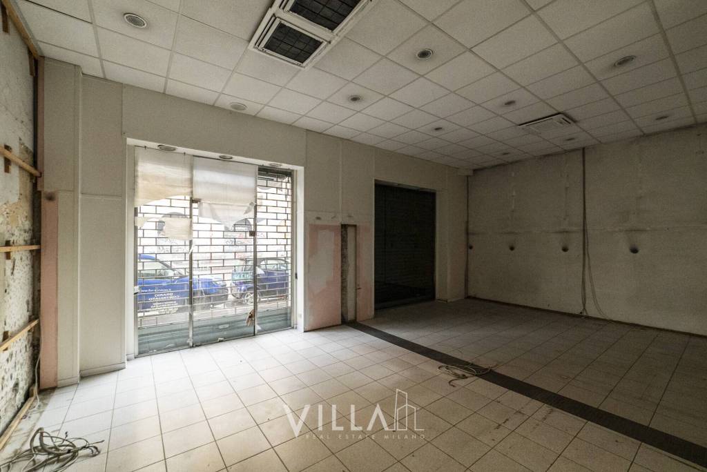 negozio in vendita a Milano in zona Bocconi