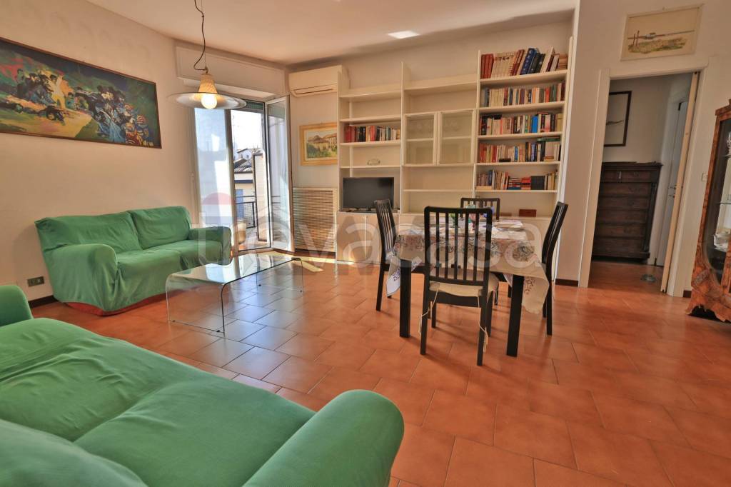 appartamento in vendita a Milano in zona Il Portello