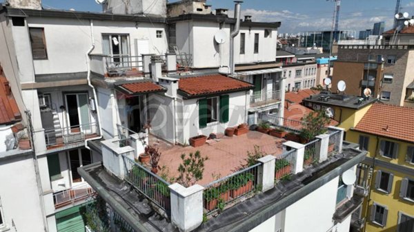 appartamento in vendita a Milano in zona Il Portello