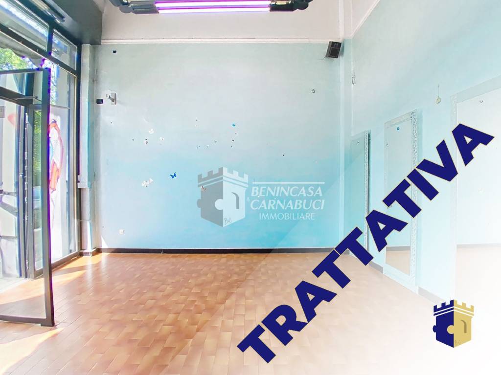 negozio in vendita a Milano in zona Città Studi