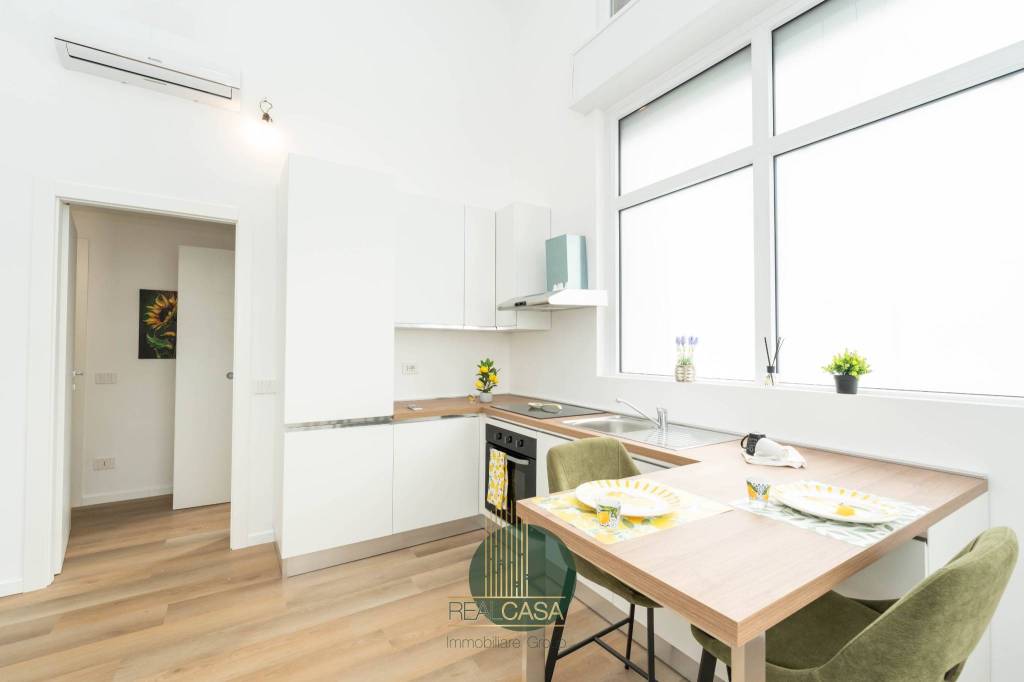 appartamento in vendita a Milano in zona Casoretto