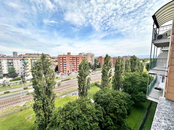 appartamento in vendita a Milano in zona Crescenzago