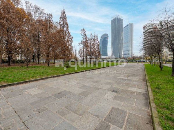 intera palazzina in vendita a Milano
