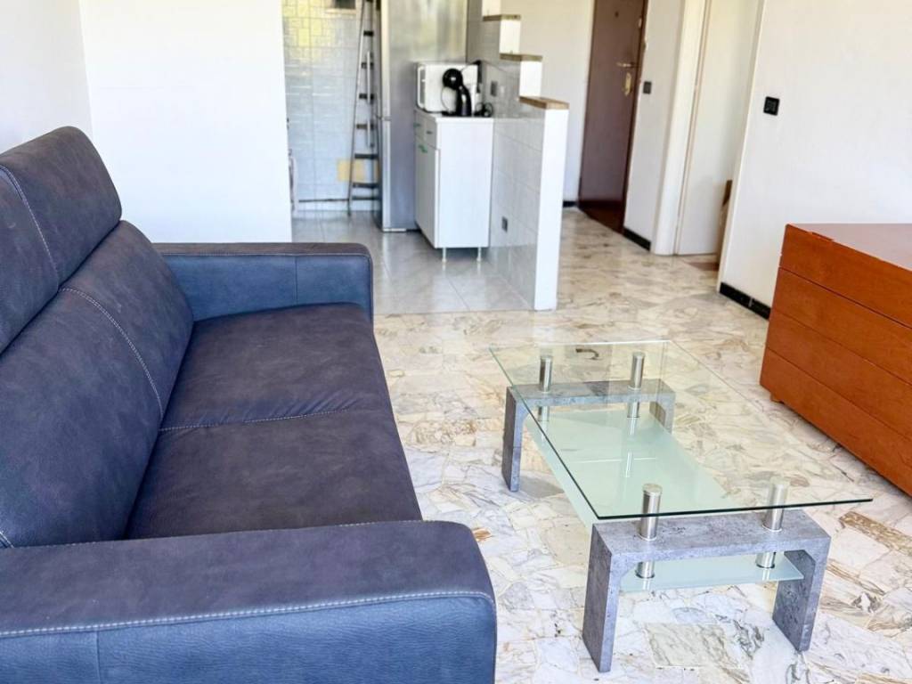 appartamento in vendita a Milano in zona Rogoredo