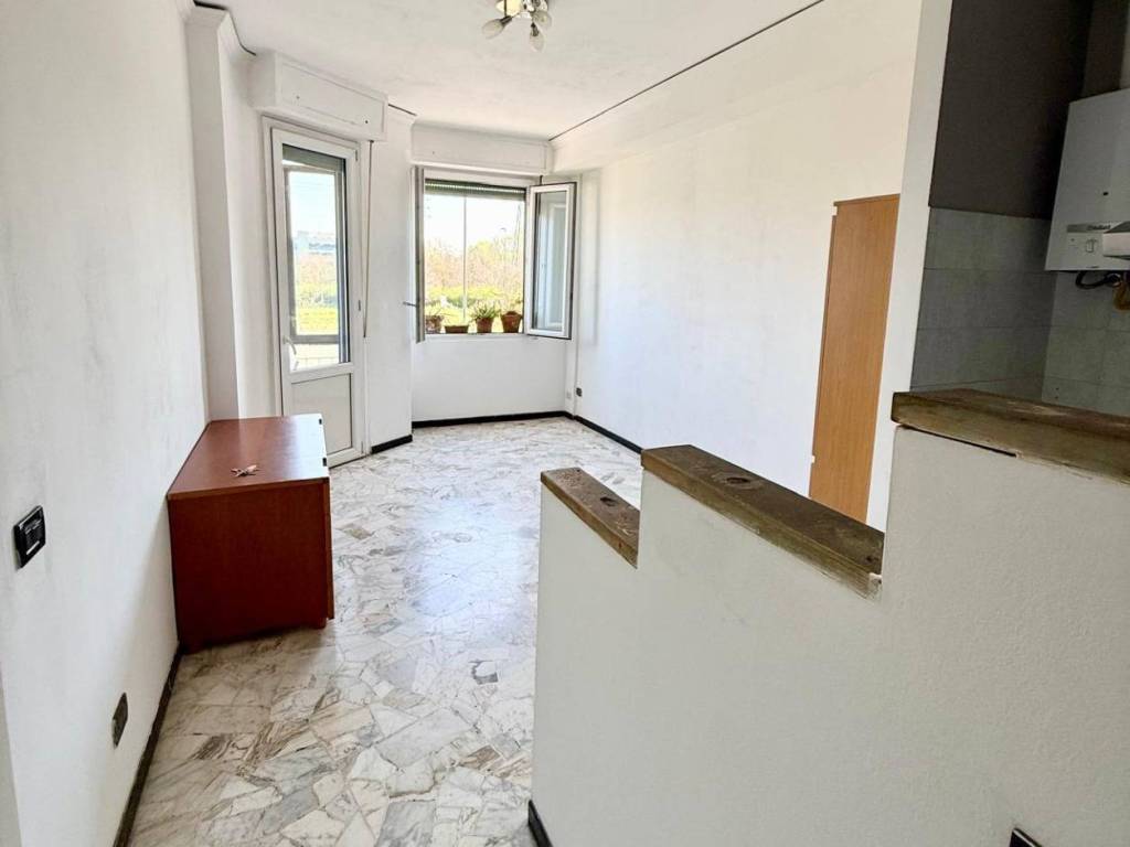 appartamento in vendita a Milano in zona Rogoredo
