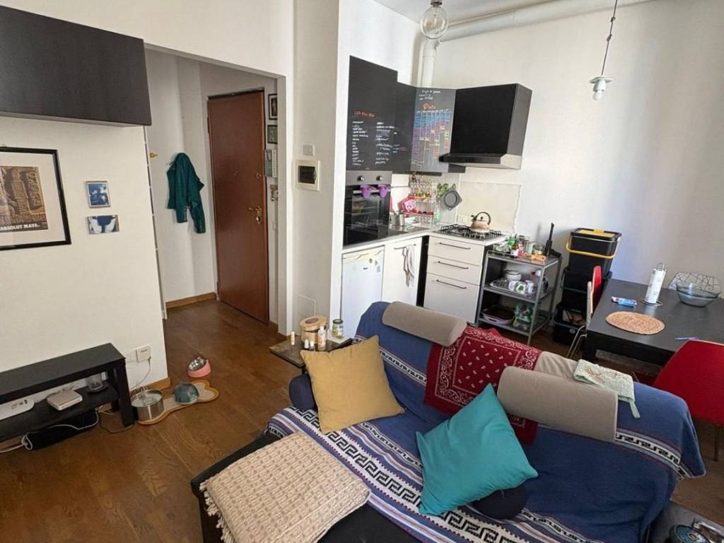 appartamento in vendita a Milano in zona Centro Direzionale