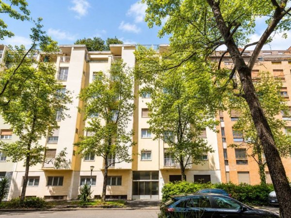 appartamento in vendita a Milano in zona Il Portello