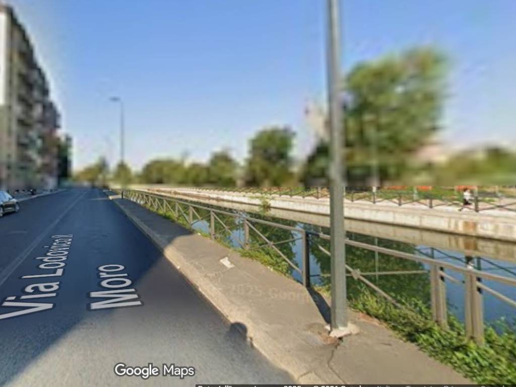 appartamento in vendita a Milano in zona Famagosta