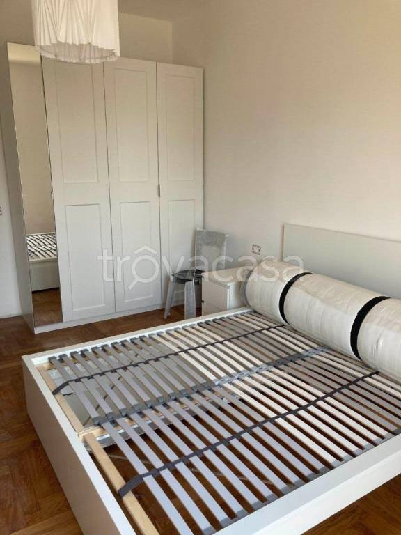 appartamento in vendita a Milano in zona Famagosta