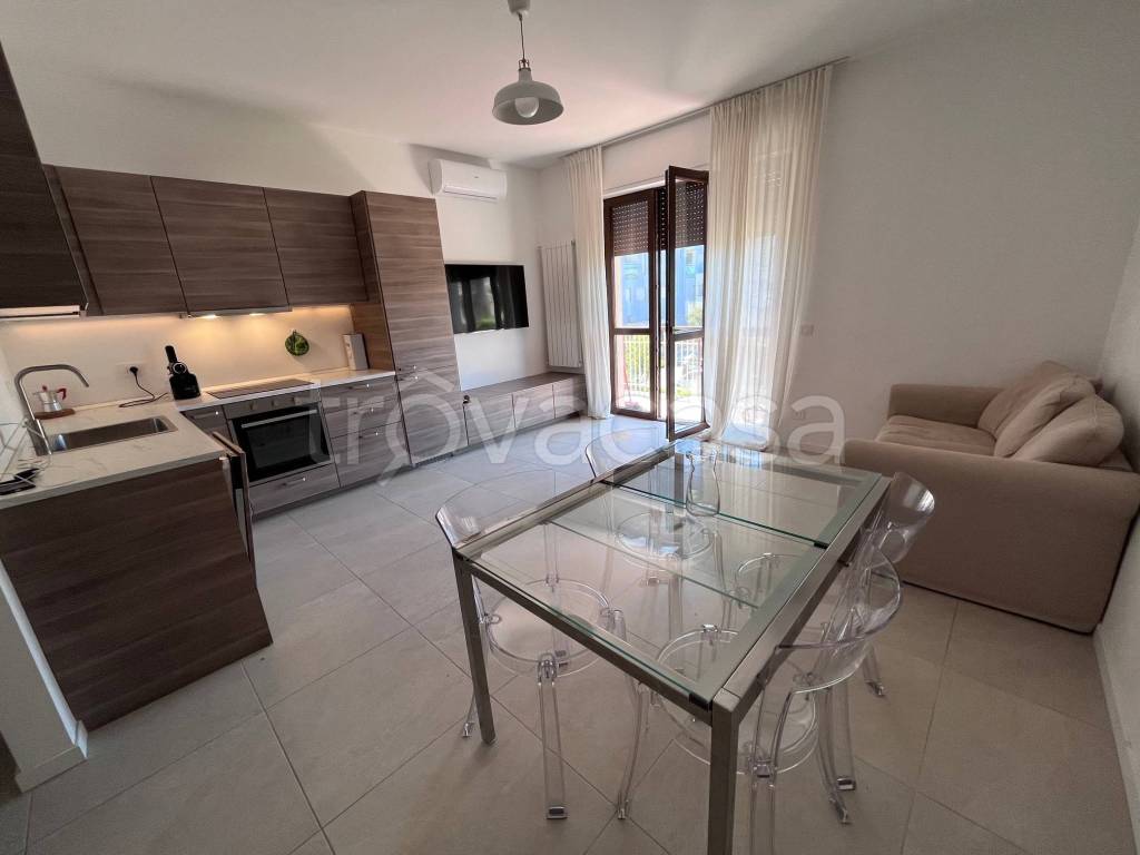 appartamento in vendita a Milano in zona Famagosta