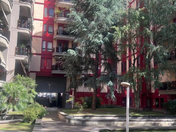 appartamento in vendita a Milano in zona Sempione