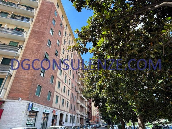 appartamento in vendita a Milano in zona Corvetto