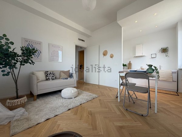 appartamento in vendita a Milano in zona Isola