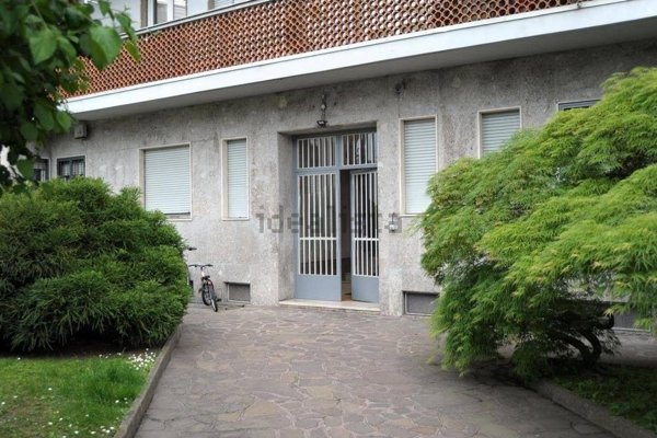 appartamento in vendita a Milano in zona Niguarda