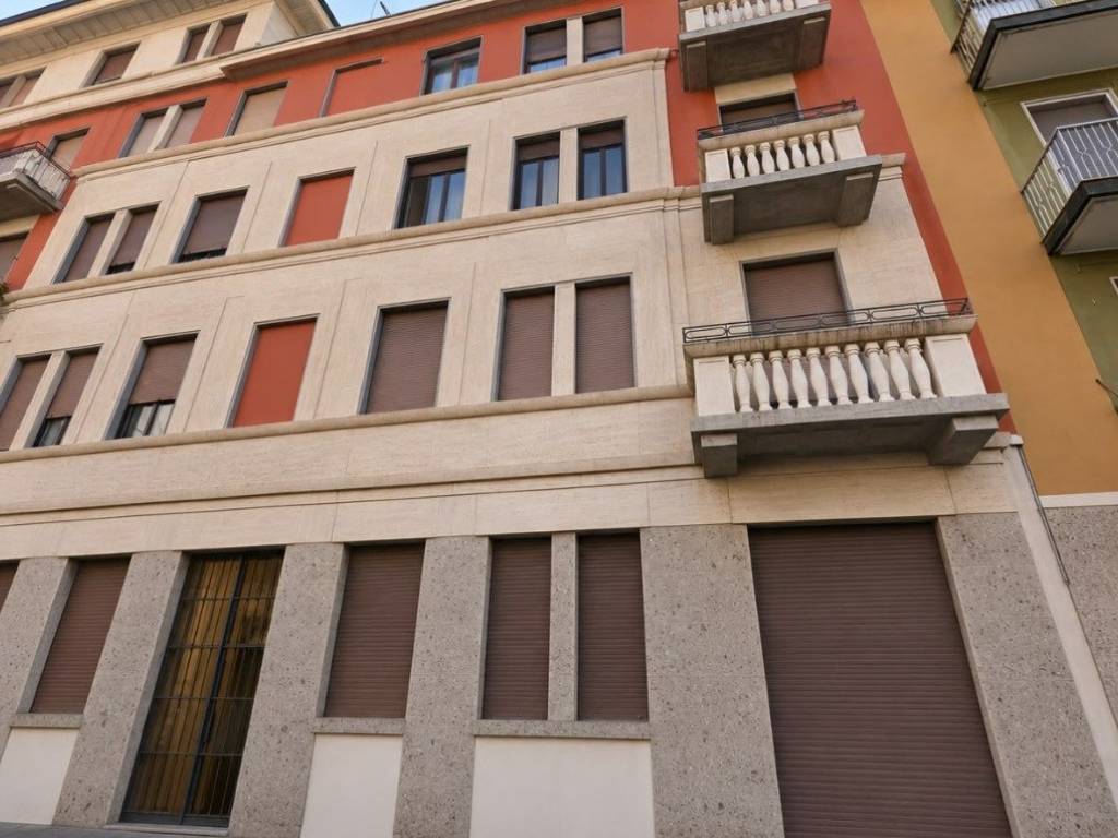 appartamento in vendita a Milano in zona Barona