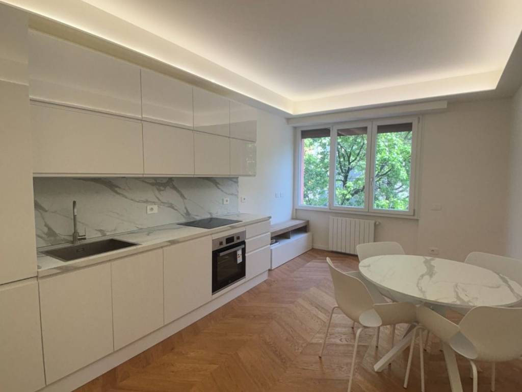 appartamento in vendita a Milano in zona Il Portello
