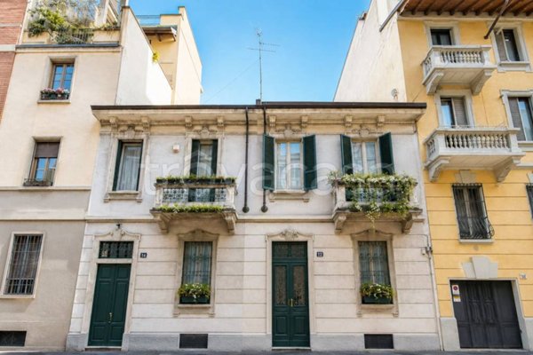 casa indipendente in vendita a Milano in zona Casoretto