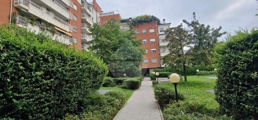 appartamento in vendita a Milano in zona Quarto Oggiaro